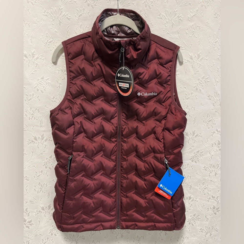 NWT Burgundy Columbia M Vest Omni-Heat Thermal Reflective